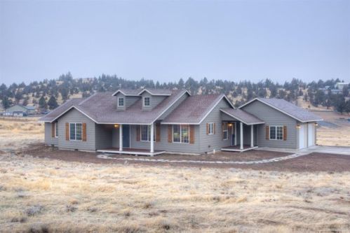 2160 Pecos Dr, Metolius, OR 97741-9268