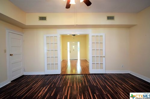 303 Guadalupe St, Green Lake, TX 77979-3411
