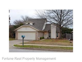 1081 Hills Ter, Fort Worth TX  76179-3417 exterior