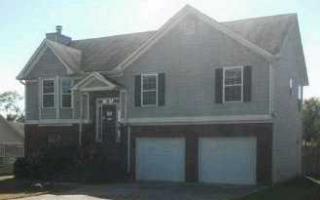 504 Riverside Dr, Calhoun, GA 30701-5412
