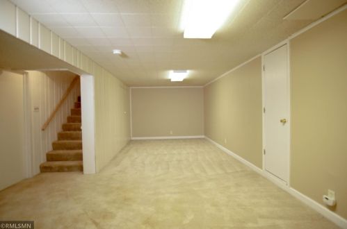 201 County Road F, Saint Paul MN  55127-6106 exterior
