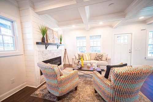 934 Burns Dr, Atlanta GA  30310-4632 exterior