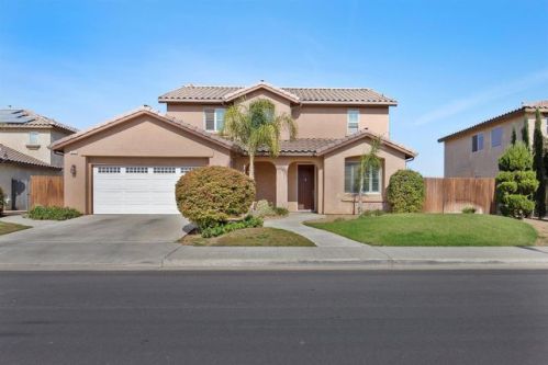3058 Chandler Ave, Fresno, CA 93706-2220