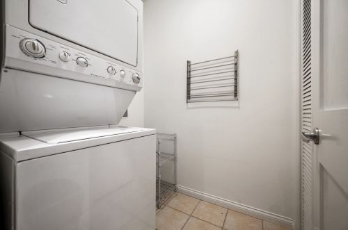 1845 Grand Ave, Chicago IL  60622-6231 exterior
