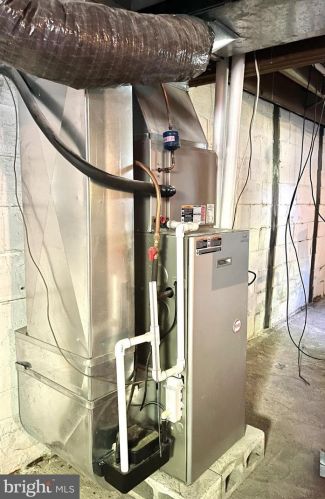 481 Cranes Gap Rd, Carlisle PA  17013-9602 exterior