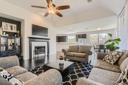 8301 Ash Riv Ct, Fort Worth TX  76137-5715 exterior