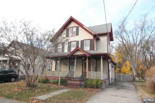 180 May St, Paterson, NJ 07506-2652