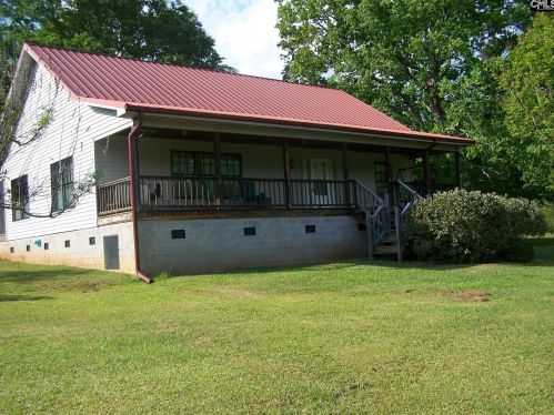 3557 Peach Rd, Smallwood, SC 29130-8695