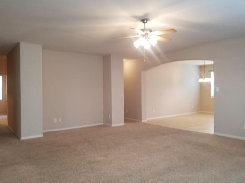 1160 Four Seasons Farm Dr, Uhland TX  78640-5765 exterior