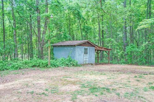 1640 Athens Hwy, Jefferson GA  30549-5824 exterior