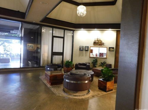 1778 Ala Moana Blvd, Honolulu HI  96815-1658 exterior