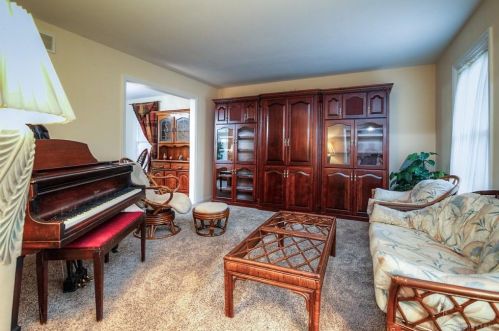 11 Heather Ridge Ct, Miami OH  45056-9502 exterior