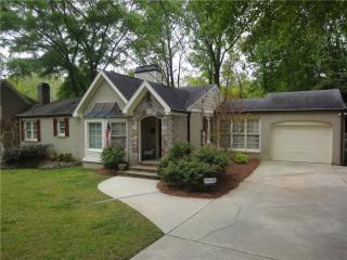 1217 Pine Ridge Rd, Atlanta GA  30324-2773 exterior