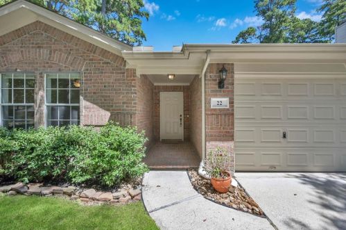 22 Windswept Oaks Pl, Conroe TX  77385-3659 exterior
