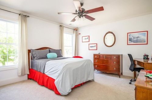 4437 Carmain Dr, Atlanta GA  30342-3503 exterior