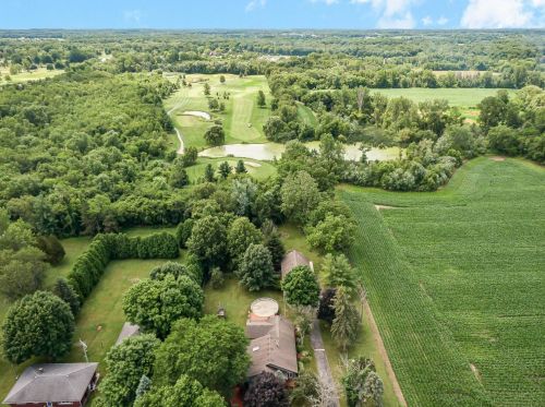 2071 61 Ave, Hobart IN 46342-6517 exterior