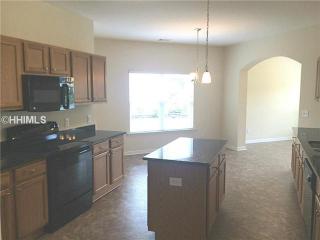 10 Savannah Oak Dr, Bluffton, SC 29910-4447