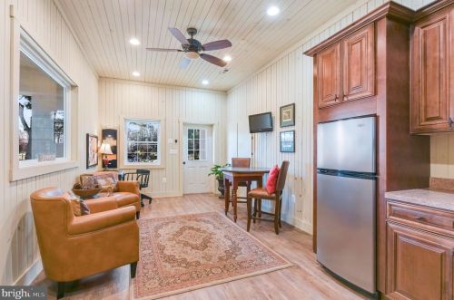 2874 Patuxent Riv Rd, Davidsonville MD 21035-2237 exterior