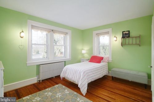 510 Kings Hwy, Haddonfield NJ 08033-2114 exterior