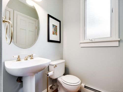 1110 Clayton St, Denver CO  80206-3212 exterior