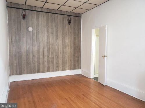 1813 19 St, Philadelphia PA  19146-1438 exterior