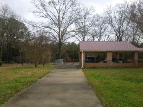 400 Womack Rd, Porterdale, GA 30016-1876