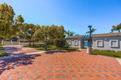 4091 Germainder Way, Irvine CA  92612-2106 exterior