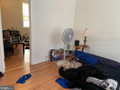 2140 10th St, Philadelphia PA 19148-3005 exterior