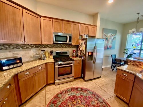 3152 Burks Ln, Austin TX  78732-2160 exterior