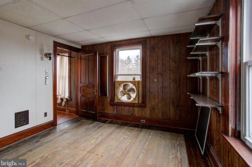 827 Walnut St, Lancaster PA  17602-2436 exterior