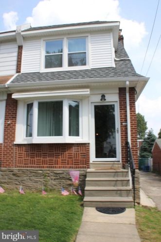 7809 Fillmore St, Philadelphia, PA 19111-2215