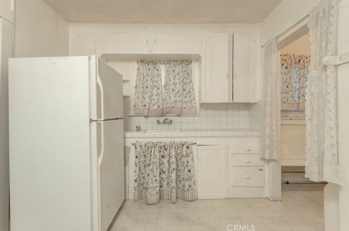 811 Maple St, Glendale CA  91205-1826 exterior