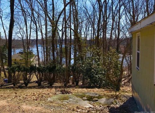 30 Ridgewood Trl, Coventry CT  06238-1843 exterior
