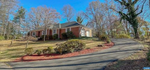855 Chapel Hill Rd, Charlottesville, VA 22901-1828