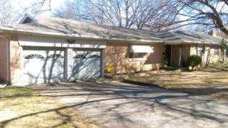 813 Worth St, Grapevine, TX 76051-3658