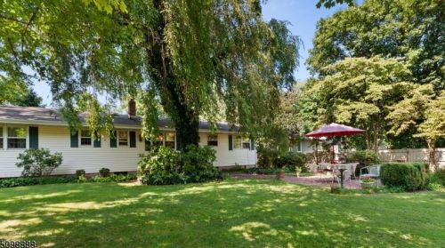 31 Washington Ave, Princeton NJ 08540-8406 exterior