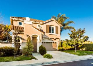 1688 Robin Pl, Carlsbad, CA 92011-5037