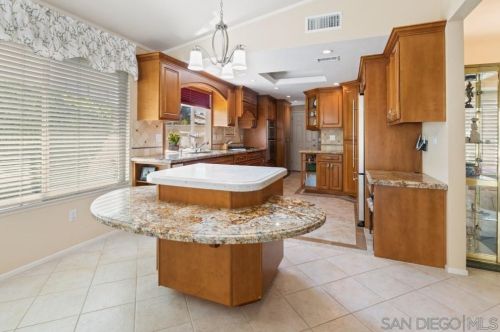 13329 Corte De Comares, San Diego, CA 92128-1565