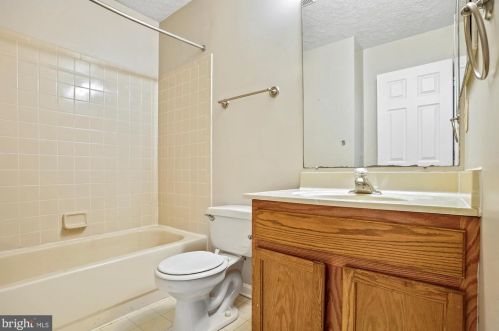 201 Woodland Green Way, Aberdeen MD  21001-2943 exterior