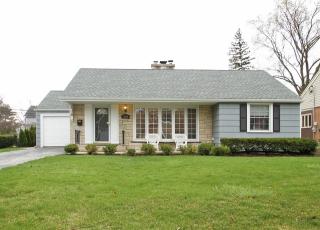 2013 Robincrest Ln, Glenview, IL 60025-4269