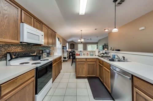 4308 Vinyard Way, Argyle TX  76226-2450 exterior