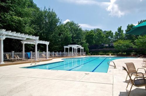 4810 Ivy Ridge Dr, Atlanta GA  30339-1360 exterior