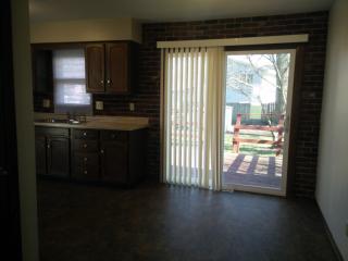 1505 Daleview Dr, Midway IA  52302-5102 exterior