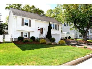 436 Charlotte St, Manchester, NH 03103-7061