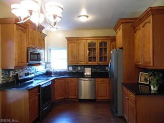 5903 Dunkirk St, Portsmouth, VA 23703-3129