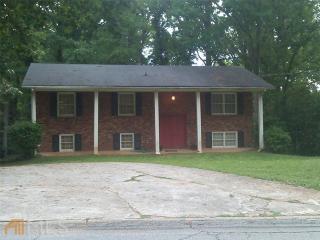 2856 Pebble Dr, Decatur, GA 30034-2453