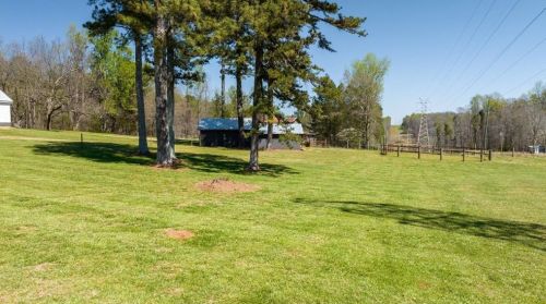 2445 Lyle Field Rd, Jefferson GA  30549-1943 exterior