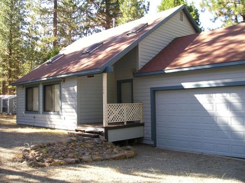 590 Yeargin Dr, Portola, CA 96122-9109