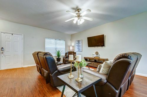 3810 Cloudbluff Ln, Richmond TX 77469-4117 exterior