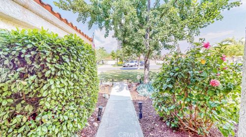 1025 Jasmine St, Redlands CA  92374-4925 exterior